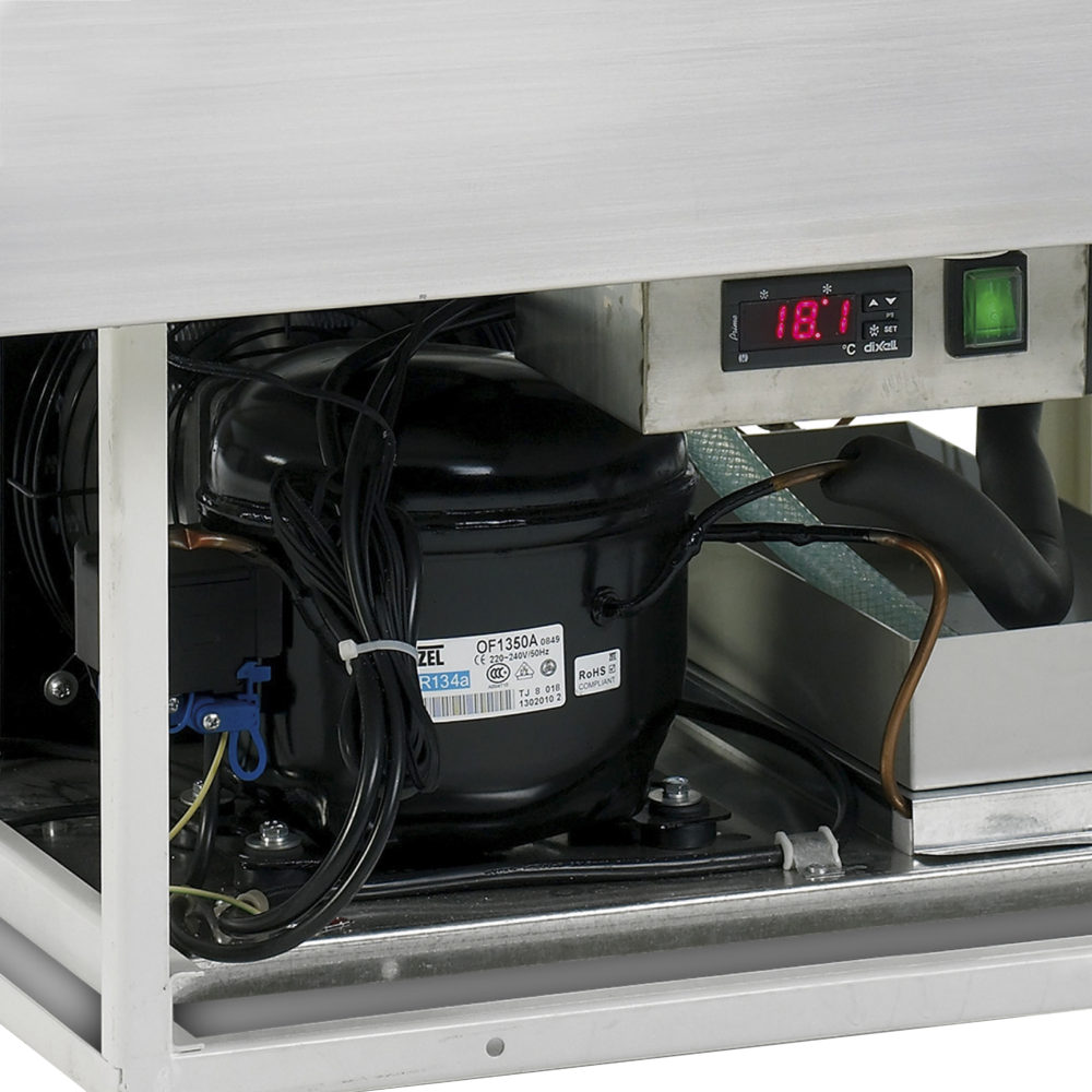 TEFCOLD CW3 Buffet Display - Image 3